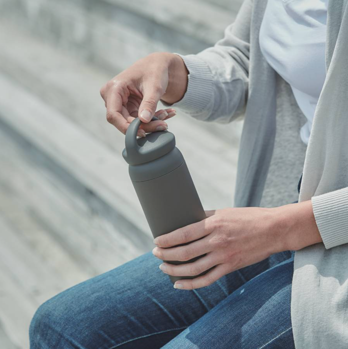 Kinto Day off Gobelet 500ml - Gris foncé